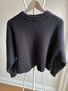 Zara Black Ribbed Crew Neck Sweater